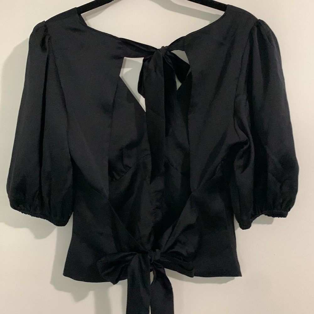 Black Top - Picture 2 of 2
